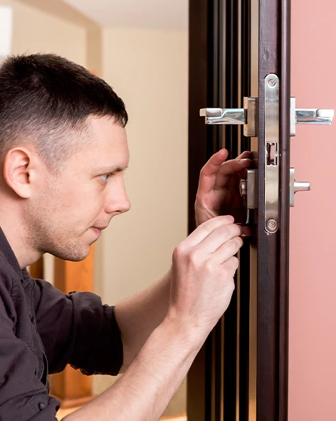 : Professional Locksmith For Commercial And Residential Locksmith Services in Highland, CA