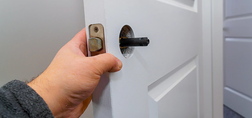 Nighttime Locksmith For Lock Repair in Highland, CA